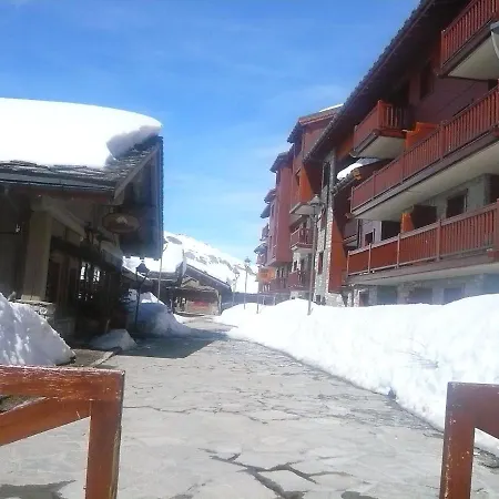 Apartment Ecrin Des Neiges - Val Claret-4 By Interhome