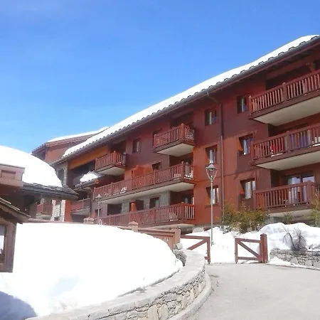 Apartment Ecrin Des Neiges - Val Claret-4 By Interhome *
